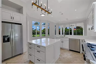 1609 Chinaberry Way, Naples, FL 34105 - Photo 7