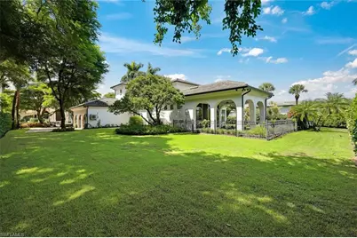 1609 Chinaberry Way, Naples, FL 34105 - Photo 29