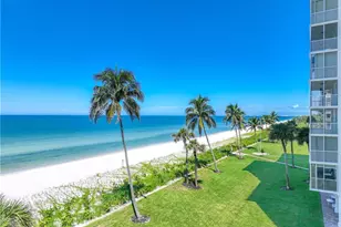 10691 Gulf Shore Dr, Naples, FL 34108 - Photo 39