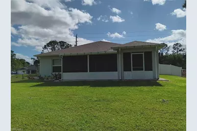 3312 68th St W, Lehigh Acres, FL 33971 - Photo 9