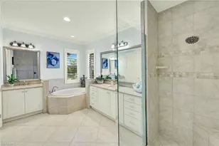 4560 Colony Villas Dr, Bonita Springs, FL 34134 - Photo 17