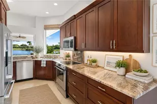 2153 Paget Cir, Naples, FL 34112 - Photo 5
