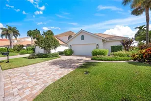 2153 Paget Cir, Naples, FL 34112 - Photo 15