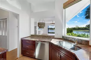 2153 Paget Cir, Naples, FL 34112 - Photo 23