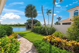 2153 Paget Cir, Naples, FL 34112 - Photo 17