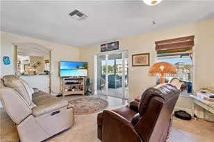 125 Pago Pago Dr E, Naples, FL 34113 - Photo 5