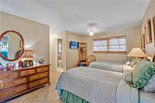 125 Pago Pago Dr E, Naples, FL 34113 - Photo 15