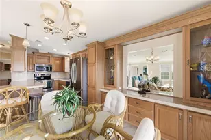 1055 Diamond Lake Cir, Naples, FL 34114 - Photo 11