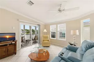 1055 Diamond Lake Cir, Naples, FL 34114 - Photo 5