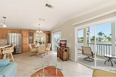 1055 Diamond Lake Cir, Naples, FL 34114 - Photo 9