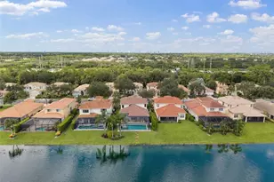 12710 Aviano Dr, Naples, FL 34105 - Photo 29