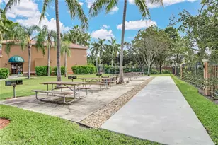 1195 Wildwood Lakes Blvd, Naples, FL 34104 - Photo 29