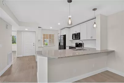 7707 Jewel Ln #104, Naples, FL 34109 - Photo 7