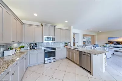 11546 Meadowrun Cir, Fort Myers, FL 33913 - Photo 11