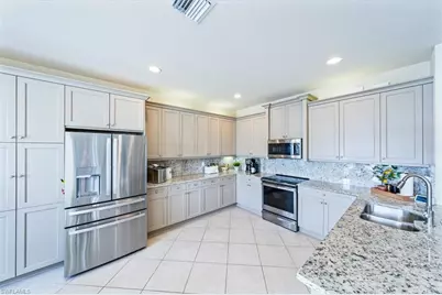 11546 Meadowrun Cir, Fort Myers, FL 33913 - Photo 13