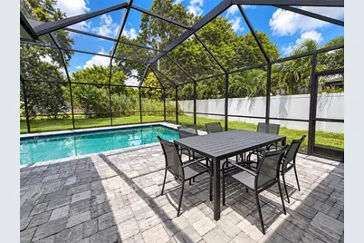 5206 Pocatella Ct, Cape Coral, FL 33904 - Photo 11