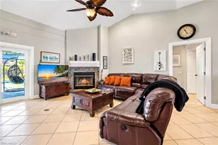 1727 SE 8th Ave, Cape Coral, FL 33990 - Photo 9