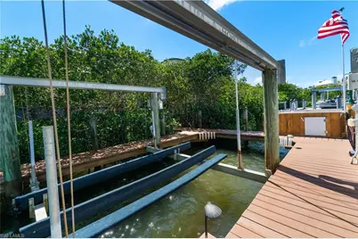197 San Mateo Dr, Bonita Springs, FL 34134 - Photo 41