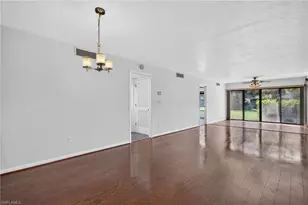 3370 10th St N, Naples, FL 34103 - Photo 11