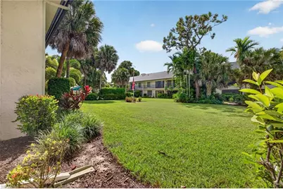 3370 10th St N #1301, Naples, FL 34103 - Photo 33