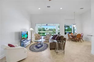 8737 Mustang Island Cir, Naples, FL 34113 - Photo 17