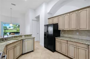 8737 Mustang Island Cir, Naples, FL 34113 - Photo 23