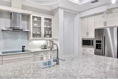 2534 Windward Ct #15-101, Naples, FL 34112 - Photo 9