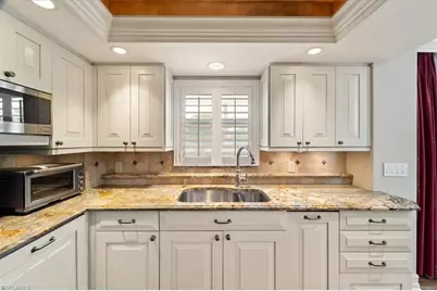 10691 Gulf Shore Dr #200, Naples, FL 34108 - Photo 9
