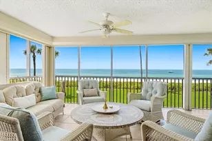 10691 Gulf Shore Dr, Naples, FL 34108 - Photo 23