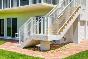 10691 Gulf Shore Dr, Naples, FL 34108 - Photo 29