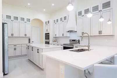 379 25th St NW, Naples, FL 34120 - Photo 15