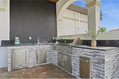 14800 Laguna Dr, Fort Myers, FL 33908 - Photo 33
