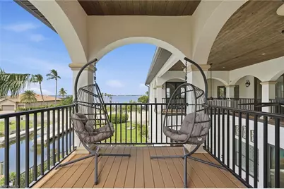 14800 Laguna Dr, Fort Myers, FL 33908 - Photo 37