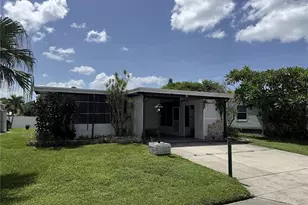 49 Oceans Blvd, Naples, FL 34104 - Photo 3