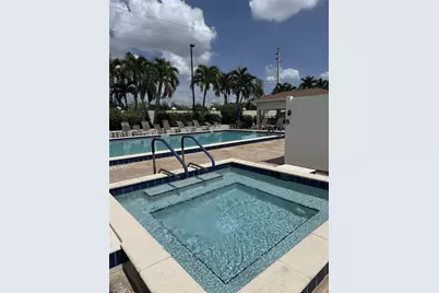 49 Oceans Blvd, Naples, FL 34104 - Photo 9