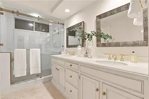 10 Seagate Dr, Naples, FL 34103 - Photo 29