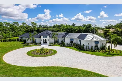 620 Carica Rd, Naples, FL 34108 - Photo 1
