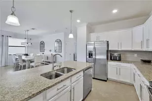 9207 Shadow Oak Ln, Naples, FL 34120 - Photo 9