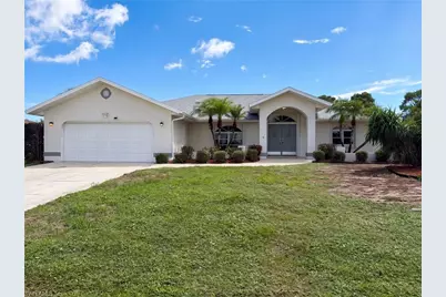 7 Bunker Rd, Rotonda West, FL 33947 - Photo 1