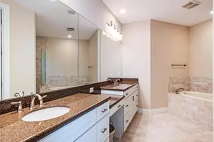 2550 Marquesa Royale Ln, Naples, FL 34109 - Photo 13