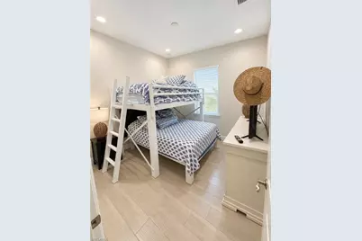 7235 Saona Ct, Naples, FL 34113 - Photo 9
