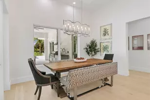 6145 Sea Grass Ln, Naples, FL 34116 - Photo 9