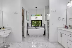 855 1st St NW, Naples, FL 34120 - Photo 19