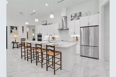 855 1st St NW, Naples, FL 34120 - Photo 5