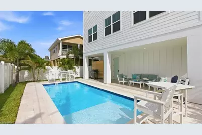 129 Pearl St, Fort Myers Beach, FL 33931 - Photo 5