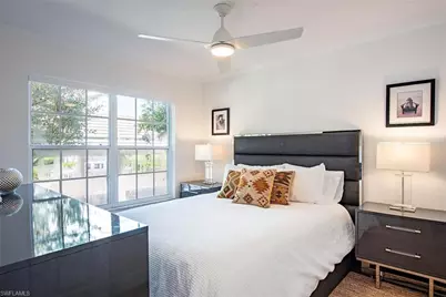 5633 Turtle Bay Dr #35, Naples, FL 34108 - Photo 9
