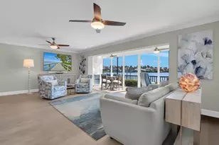 222 Harbour Dr, Naples, FL 34103 - Photo 15