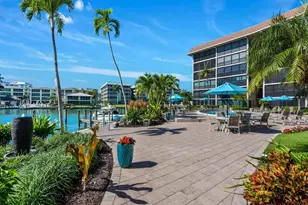 222 Harbour Dr, Naples, FL 34103 - Photo 31