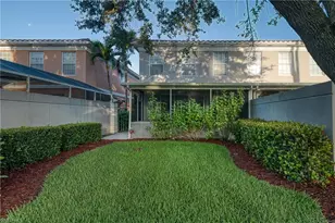 5633 Cove Cir, Naples, FL 34119 - Photo 35