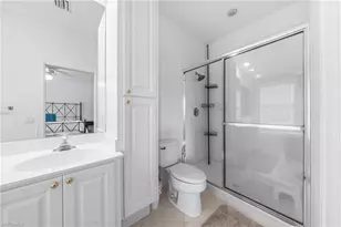 5633 Cove Cir, Naples, FL 34119 - Photo 21
